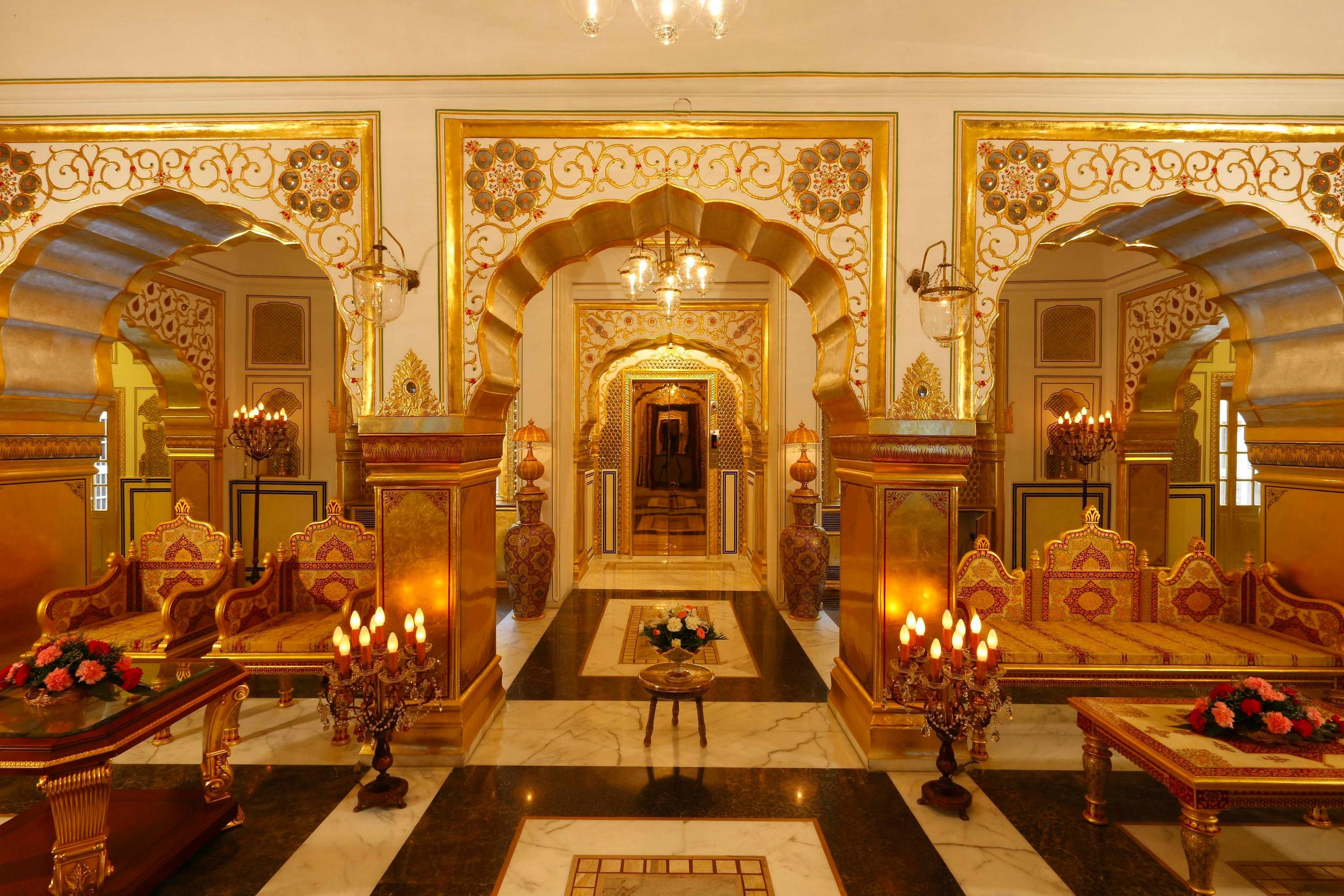 The Raj Palace (Small Luxury Hotels of the World)
