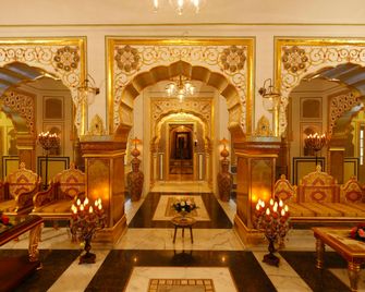 The Raj Palace (Small Luxury Hotels of the World) - Jaipur - Bedroom