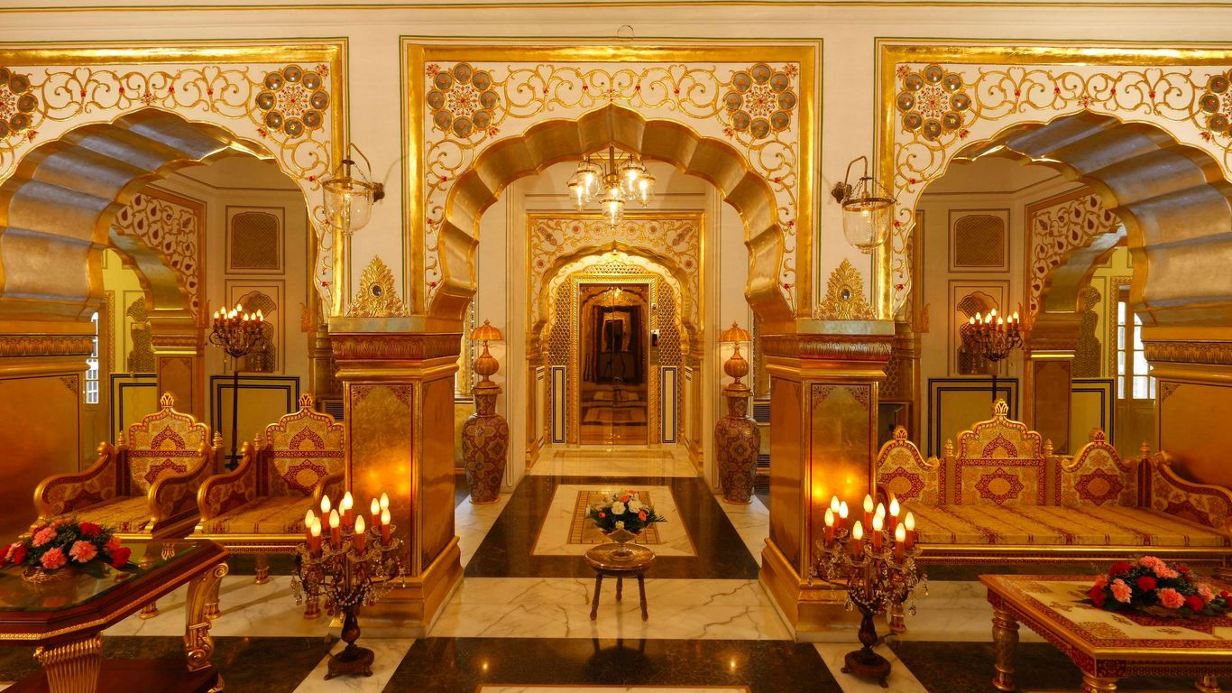 The Raj Palace (Small Luxury Hotels of the World)