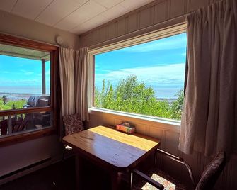 Auberge La Coudriere (Cool Hotel) - L'Isle-aux-Coudres - Balcon
