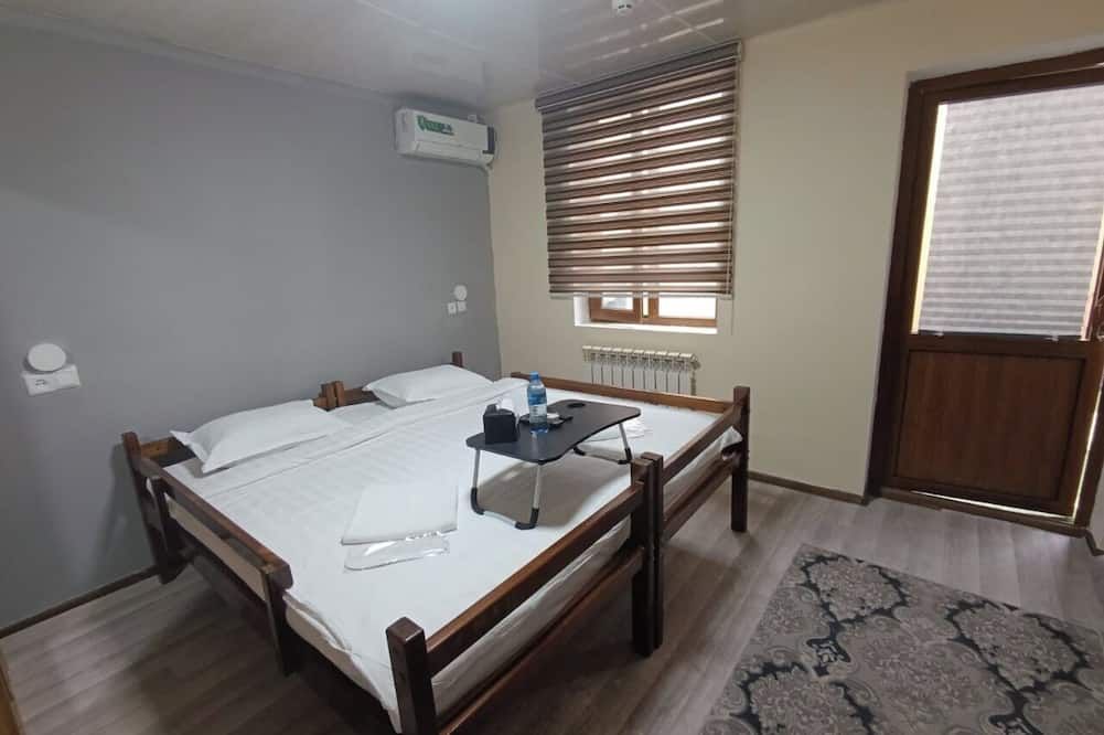 Caravan Hostel Near Airport - Taskent