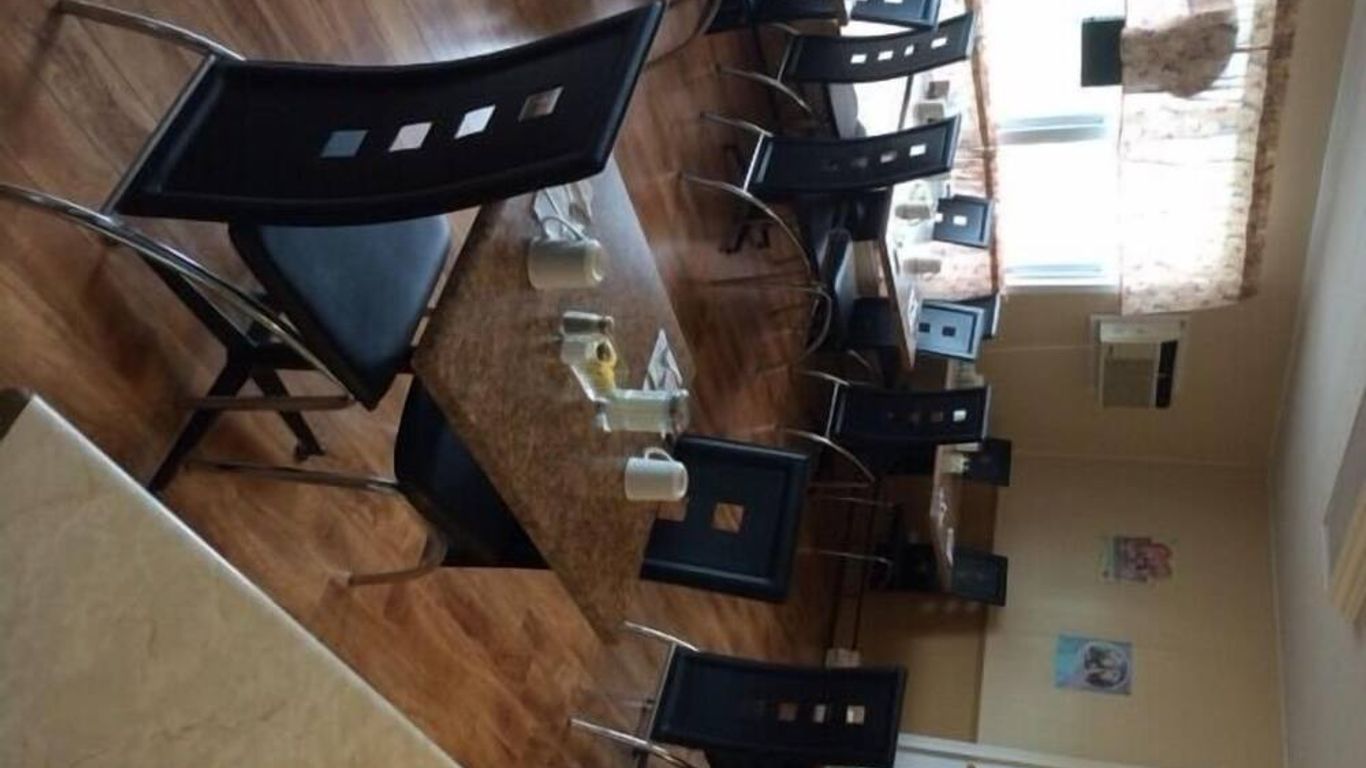 Carleton Motel & Coffee Shop