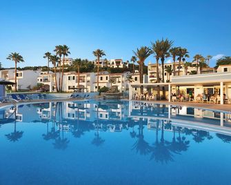 Trh Tirant Playa - Fornells - Piscina