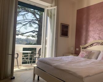Betty's House - Lazise - Ložnice