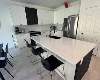 Charming 3-bedroom house in Kelso with WiFi and AC - Kelso - Кухня