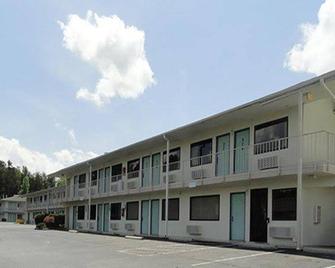 Travel Inn - Greensboro - Edificio