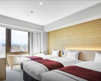 Daiwa Roynet Hotel Matsuyama - Matsuyama - Sovrum