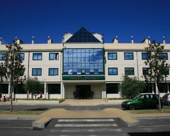 Hotel Parisi - Nichelino - Edificio