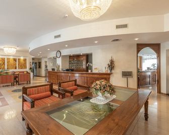 Hotel Michelangelo - Sassuolo - Salónek