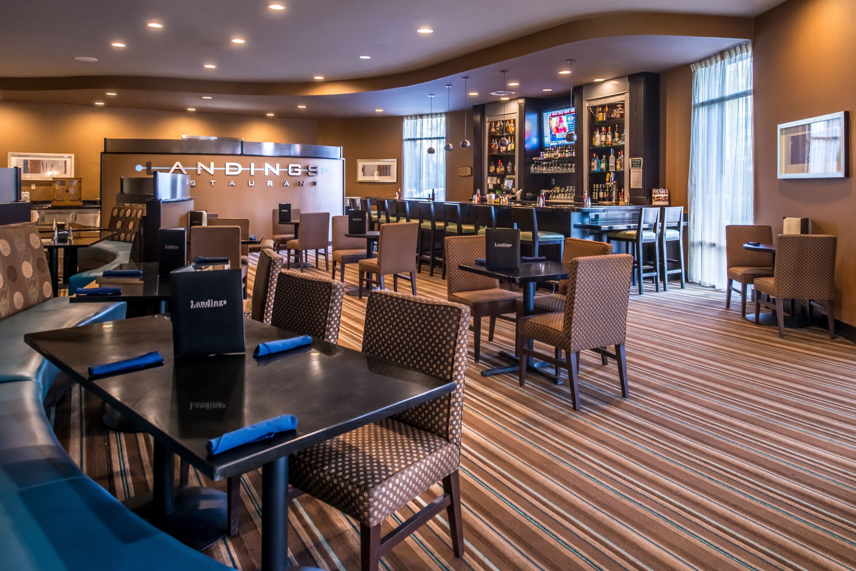 Holiday Inn Ontario Airport By IHG thumbnail 3