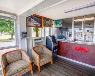 OYO Inn Kernersville - Kernersville - Recepción