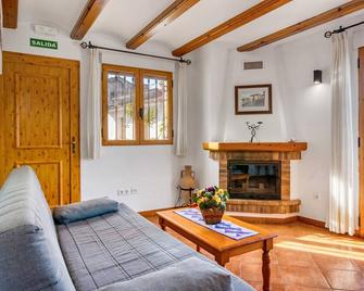 Casa Rural Carrebaix - Orba - Living room