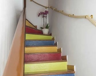 Une Maison à Saint-Paul de Vence - Saint-Paul-de-Vence - Stairs