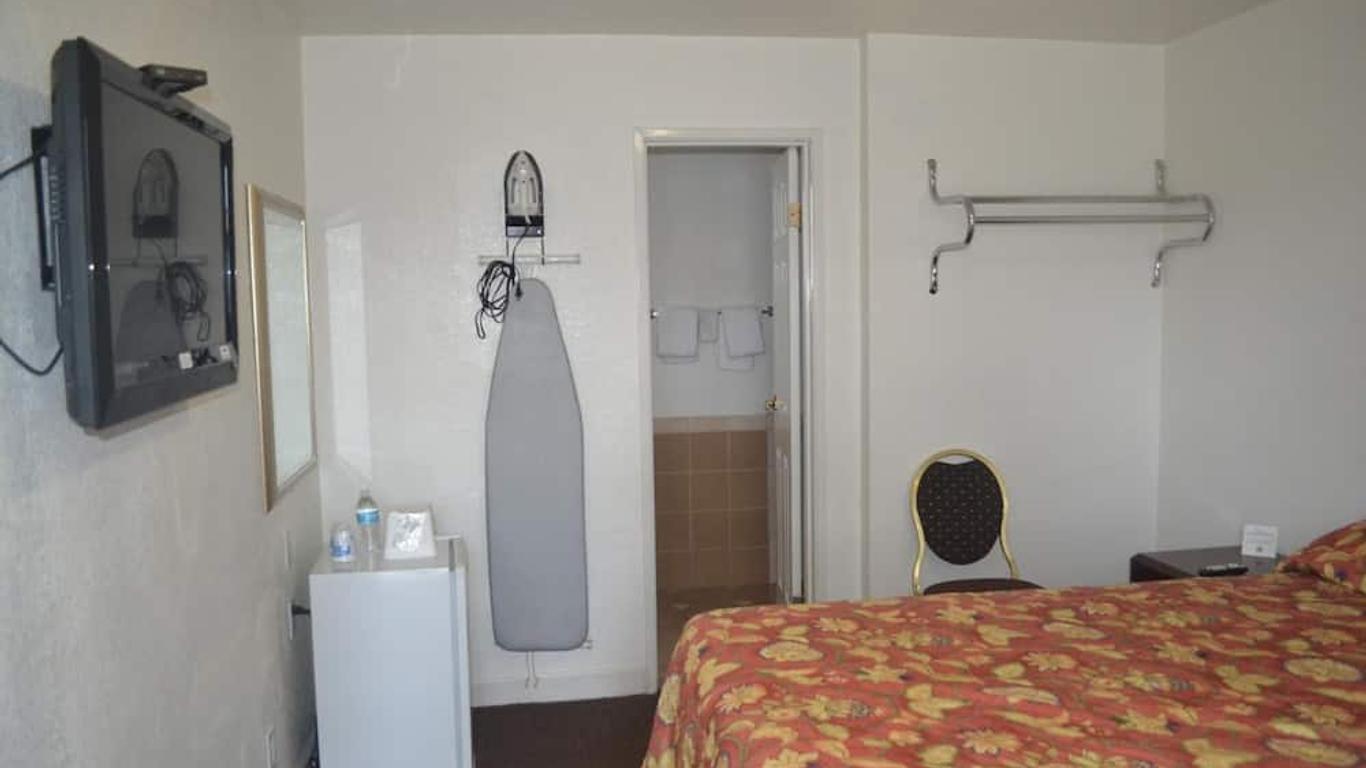 Searle Motel