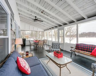 1/2 Mi to Song Mountain Resort: Ski Getaway! - Tully