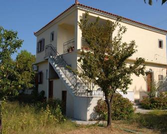 Vassilis Studios - Petra - Gebäude