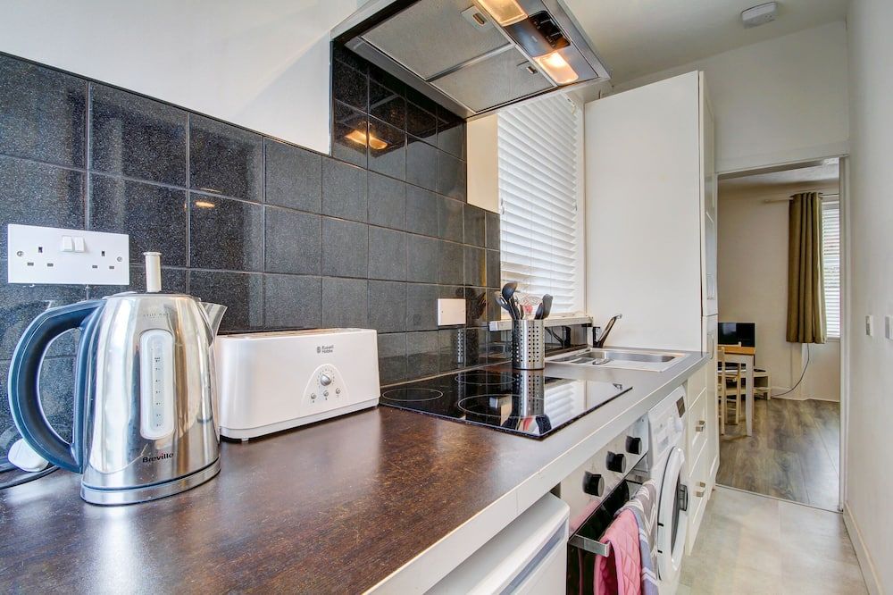 Apartment Caerlaverock Road - Prestwick - Kitchen