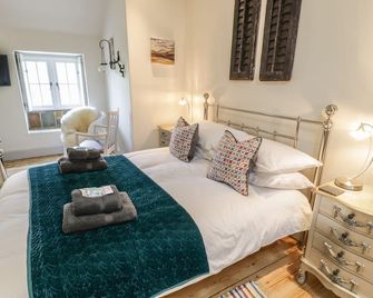 SWN YR AFON, pet friendly, character holiday cottage in Beddgelert - Caernarfon - Sypialnia