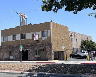 Miller Hotel - Commerce - Budova