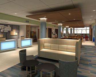 Holiday Inn Express & Suites Brunswick - Brunswick - Lobby