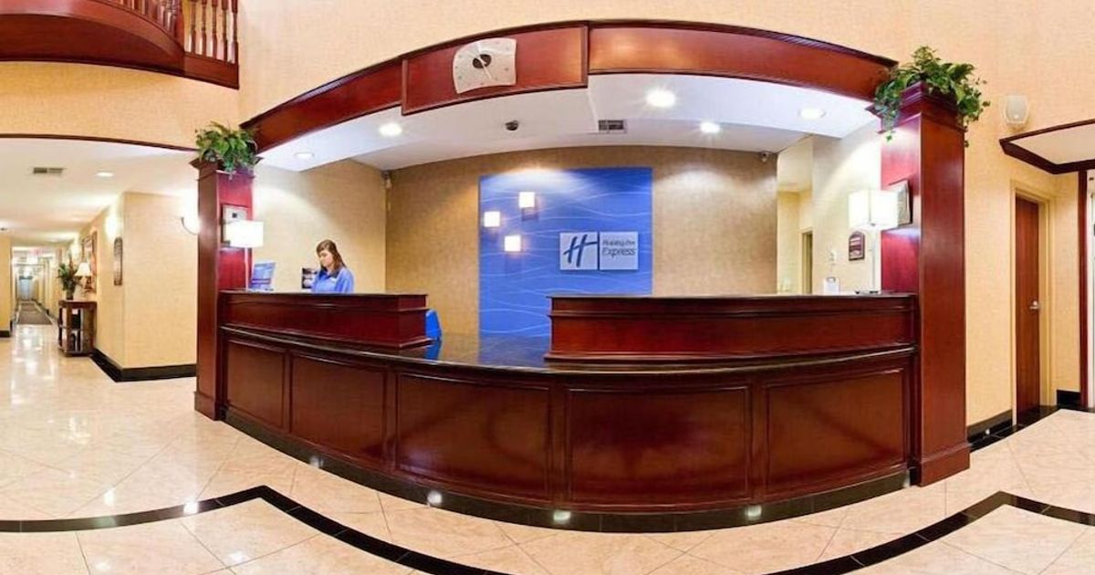 Holiday Inn Express & Suites Gainesville ab 72 €. Hotels in Gainesville KAYAK