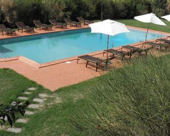 Agriturismo Borgo Santa Lucia, Entire property - Castiglion Fiorentino - Piscina