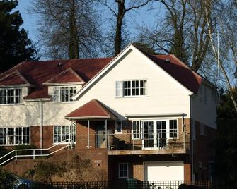 High Banks studio - Sevenoaks - Будівля