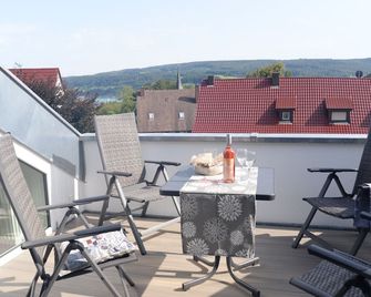 Seasucht, Neu-Loggia Blick: See & Hesse-Haus, Inspiration, 4 P., P. Quiet, Center - Gaienhofen - Balcony