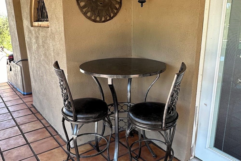 Secluded Oasis in the Desert - Safford - Essbereich