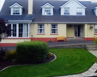 Bridgeburn House - Letterkenny - Edificio