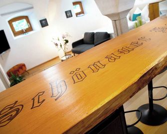 Schönauer Hof - Wohnung Paula - Passau - Rezeption