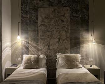 Vittorio Veneto 25 - Modena - Bedroom
