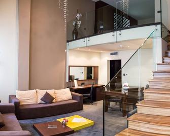 Cosmopolitan Hotel & Wellness - Ruse - Living room