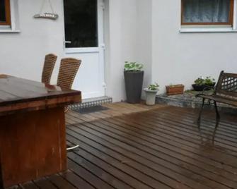 Terrassenapartment Maria - Umhausen - Binnenhof