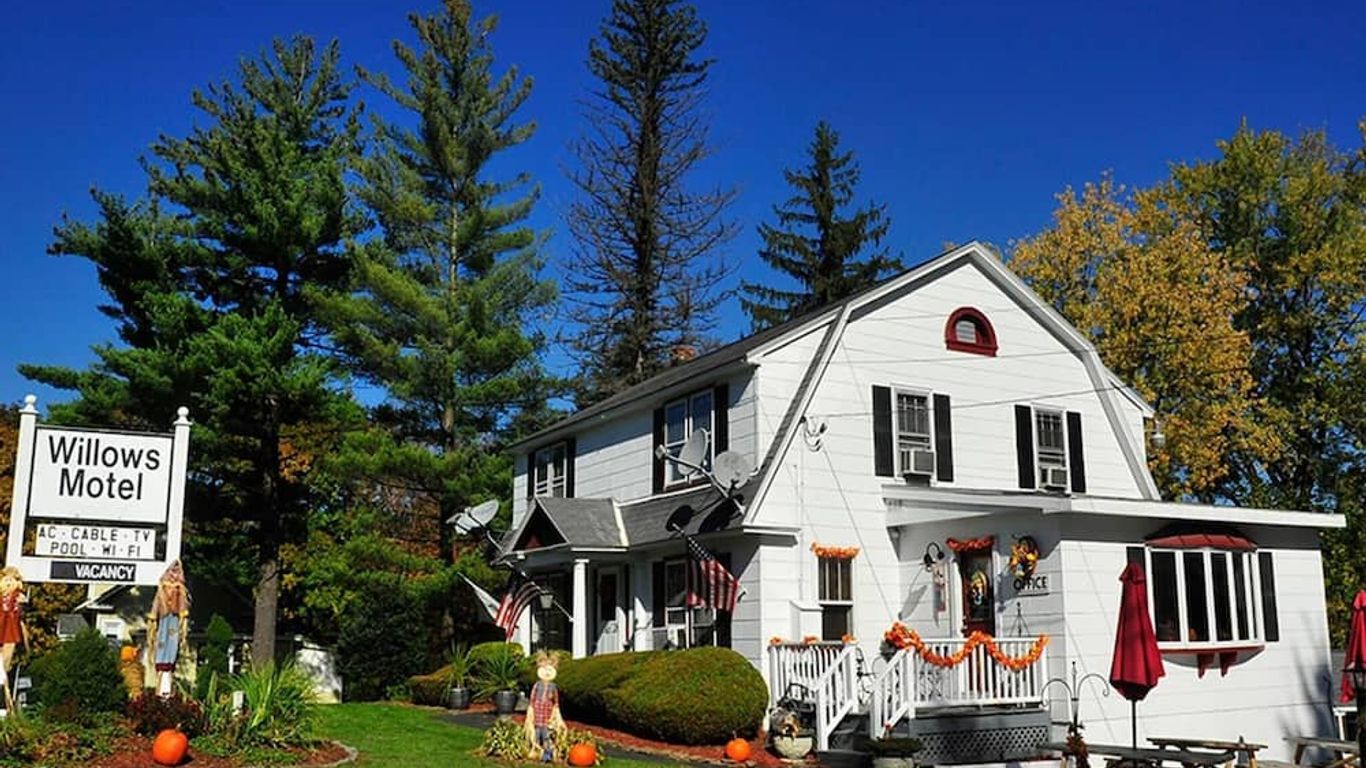 Willows Motel
