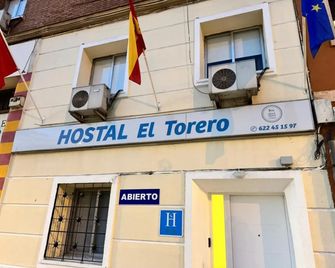 Hostal El Torero - Alcalá de Henares - Edificio