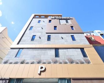 No25 Samcheonpo - Sacheon - Building