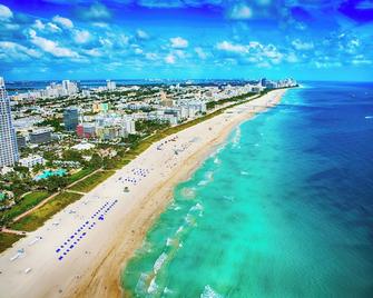 Miami International by Lowkl - Miami Beach - Playa