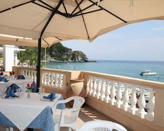 Villaggio Quattro Scogli - Capo Vaticano