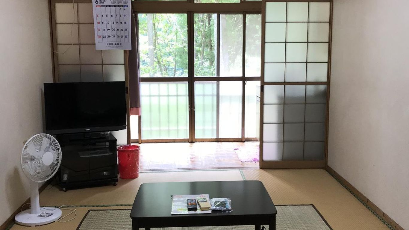 Myoken Onsen Rakuenso