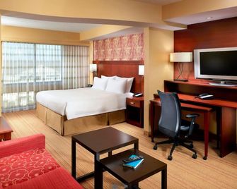 Courtyard by Marriott Clarksville - קלרקסוויל - חדר שינה