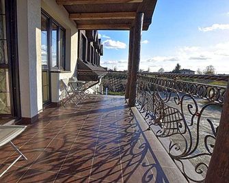 Osrodek Bialy Lew - Naleczow - Balkon