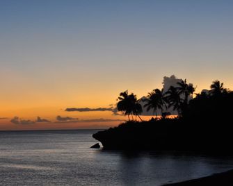 Kuting Reef Resort - Macrohon - Outdoors view