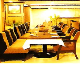 Hotel Anmol Continental - Hyderabad - Restaurant
