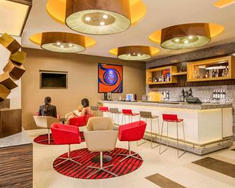ibis Chennai Sipcot - Chennai - Bar