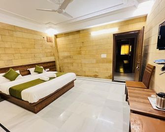 Hotel Golden Garh - Jaisalmer - Slaapkamer