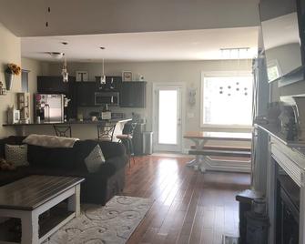 The Beagle Cottage - 4 Br Built 2016 - Hubert - Sala de estar