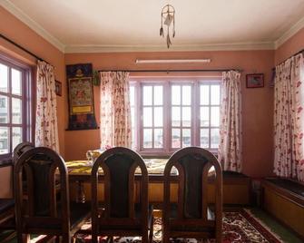 Friendship Home Stay - Kathmandu - Dining room