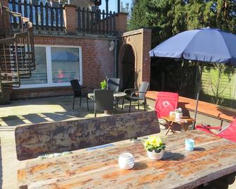 Ferienwohnung mit Terrasse in Schellhorn - Schellhorn - Patio