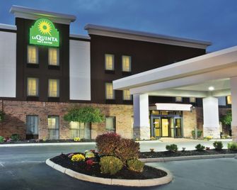La Quinta Inn & Suites by Wyndham Columbus - Grove City - Grove City - Building
